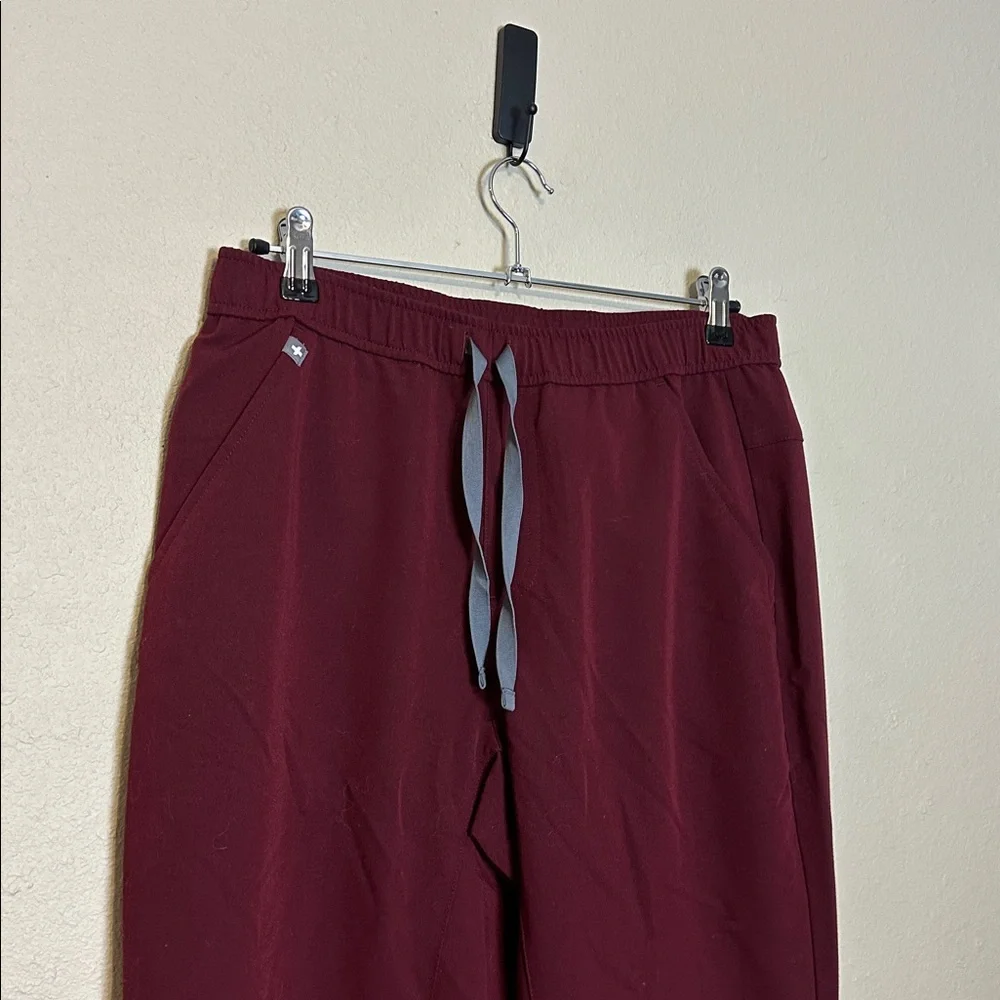Figs Mens Large Tansen Jogger Scrub Pants Elastic Waist Drawcord Burgundy Medium